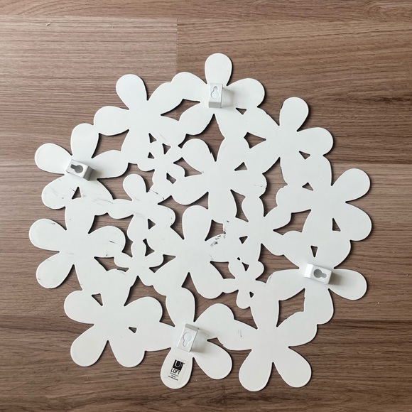 Target Magnetic Wall Organizer - Picture 2 of 2